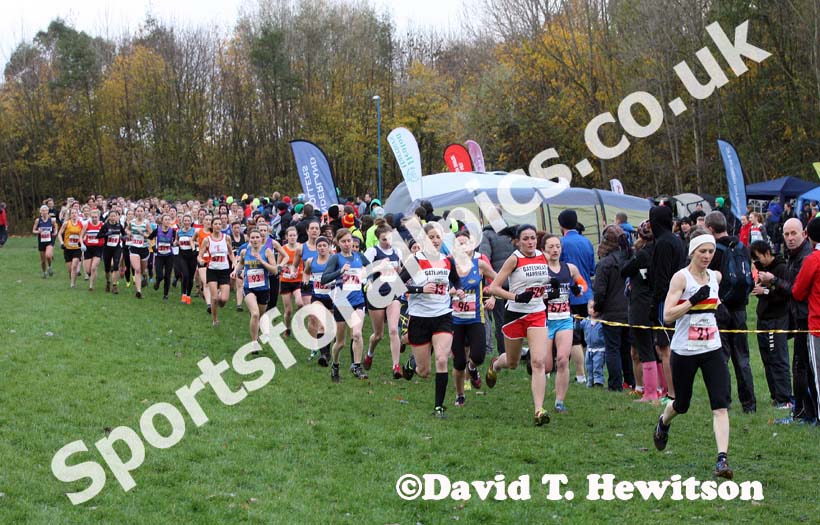 Soon after the start of the senior womens NEHL, Jarrow. David T. Hewitson/Sports for All Pics
